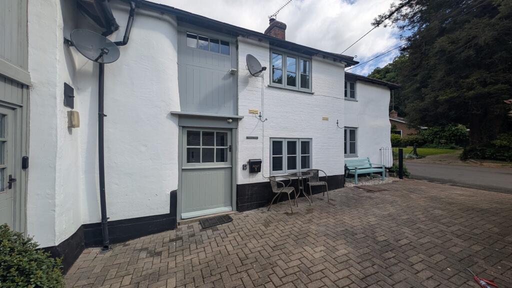 3 bed Detached for rent in Penton Mewsey. From Austin Hawk Estate Agents - Andover