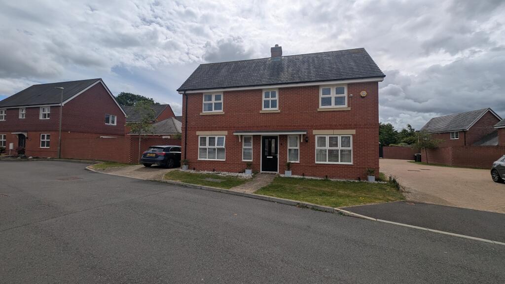 4 bed Detached for rent in Enham Alamein. From Austin Hawk Estate Agents - Andover 4 bed Detached for rent in Enham Alamein. From Austin Hawk Estate Agents - Andover