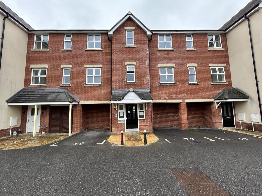 1 bed 1st Floor Flat for rent in Enham Alamein. From Austin Hawk Estate Agents - Andover