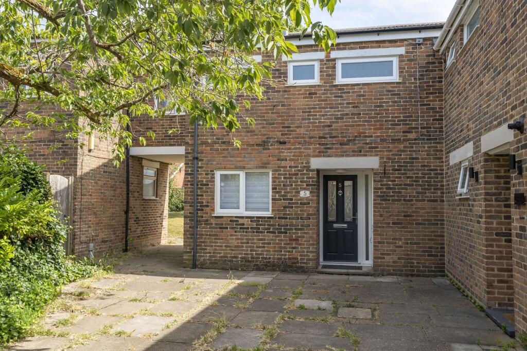 4 bed End of Terrace for rent in Andover. From Austin Hawk Estate Agents - Andover 4 bed End of Terrace for rent in Andover. From Austin Hawk Estate Agents - Andover