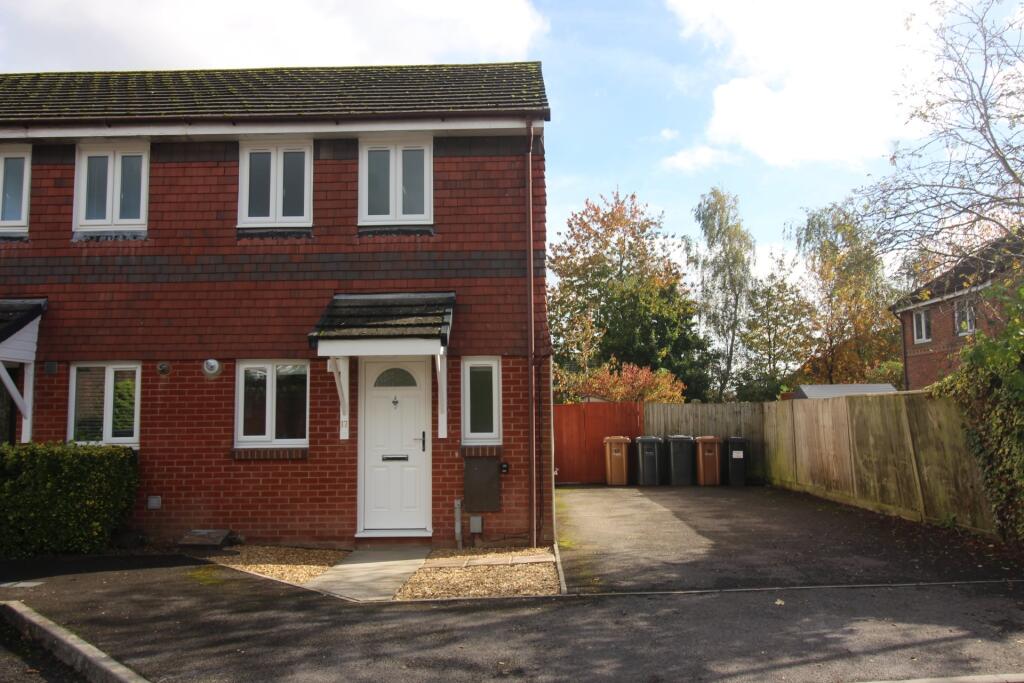 2 bed End of Terrace for rent in Charlton. From Austin Hawk Estate Agents - Andover