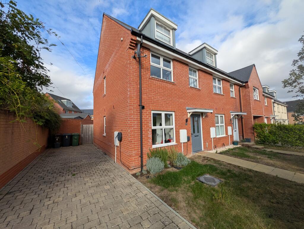 3 bed Semi Detached for rent in Andover Down. From Austin Hawk Estate Agents - Andover