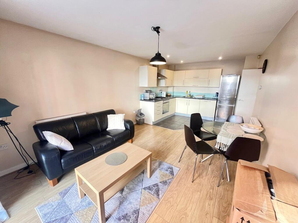 2 bed 1st Floor Flat for rent in Bow. From Bairstow Eves - Bow