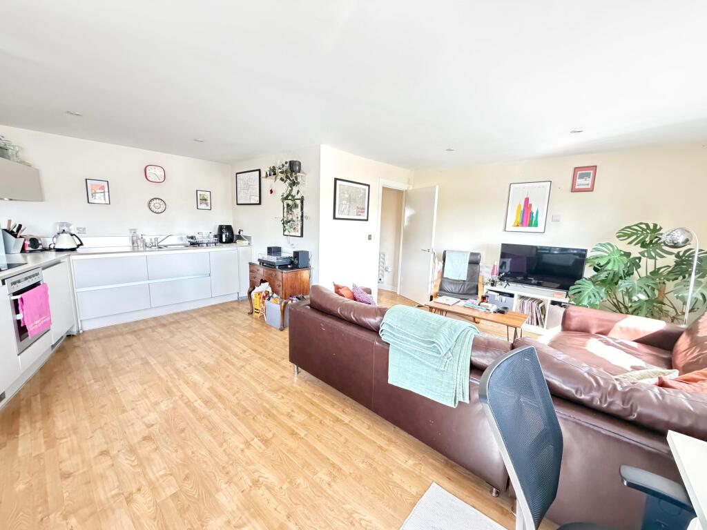1 bed Apartment for rent in Bow. From Bairstow Eves - Bow