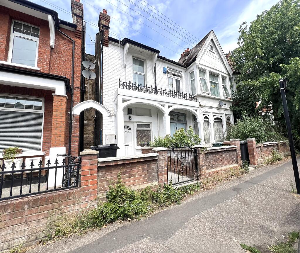 1 bed 1st Floor Flat for rent in Leyton. From Bairstow Eves - Leytonstone