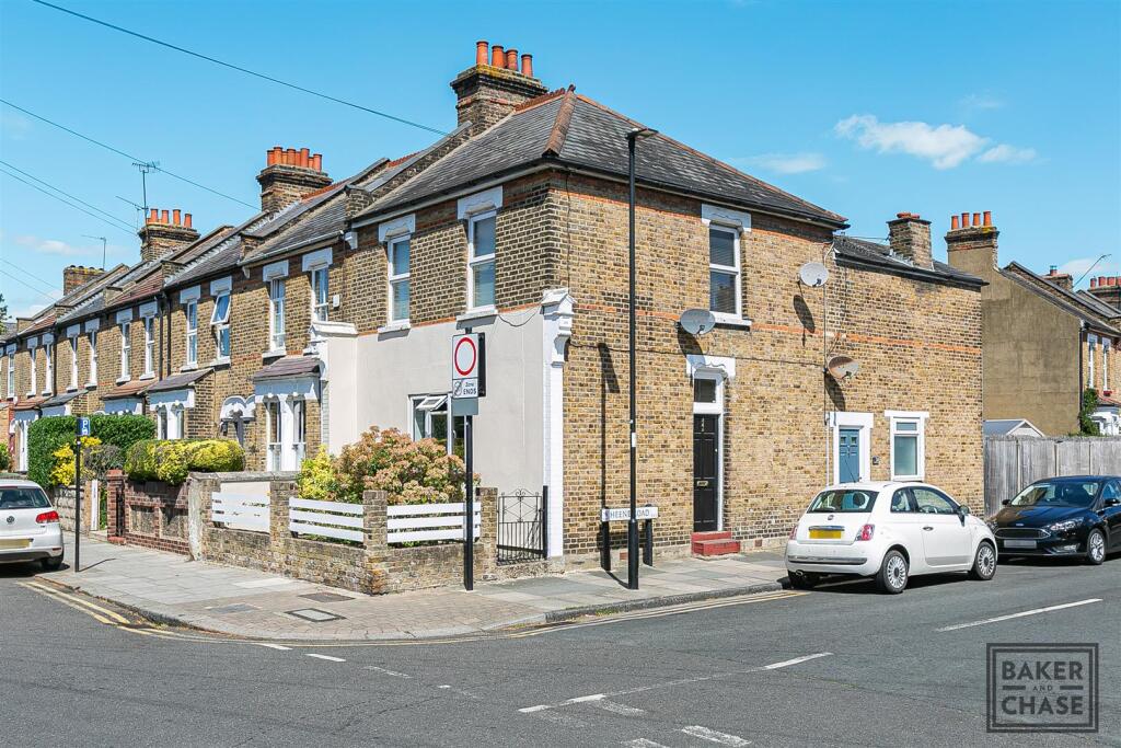 1 bed Annexe for rent in Crews Hill. From Baker and Chase - London Borough of Enfield