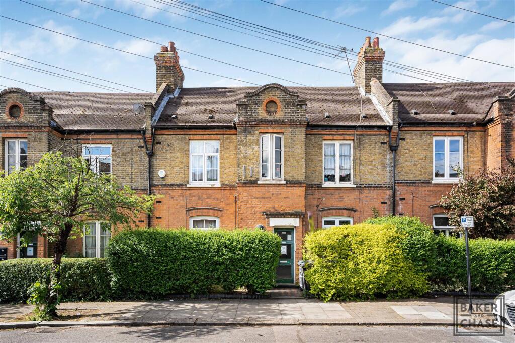 2 bed 1st Floor Flat for rent in Edmonton. From Baker and Chase - London Borough of Enfield