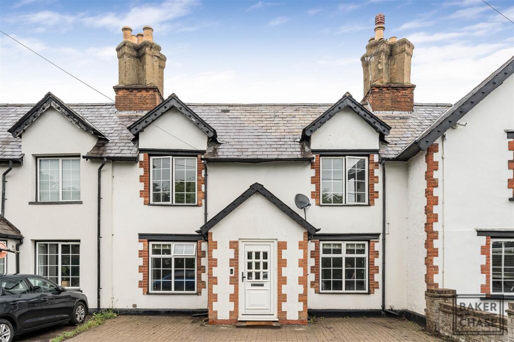 3 bed Cottage for rent in Crews Hill. From Baker and Chase - London Borough of Enfield