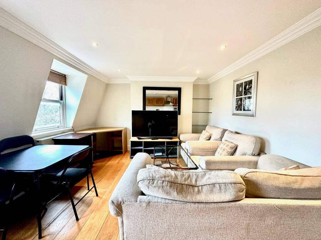 1 bed Apartment for rent in Kensington. From Barnard Marcus Lettings - Earls Court Lettings