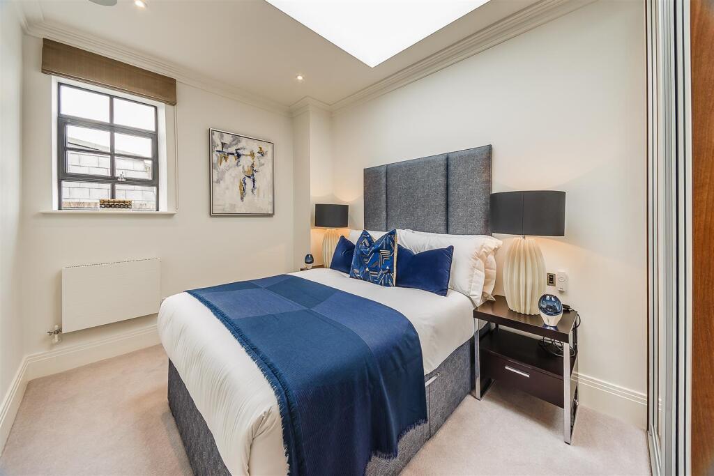 2 bed Apartment for rent in Hammersmith. From Barnard Marcus Lettings - Earls Court Lettings