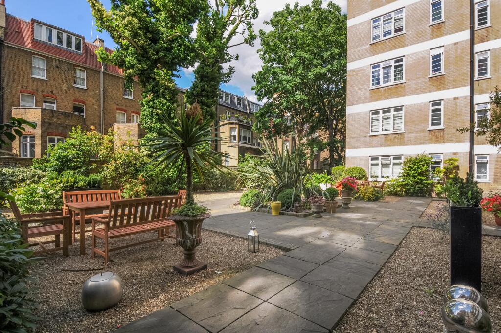 1 bed Apartment for rent in Kensington. From Barnard Marcus Lettings - Earls Court Lettings