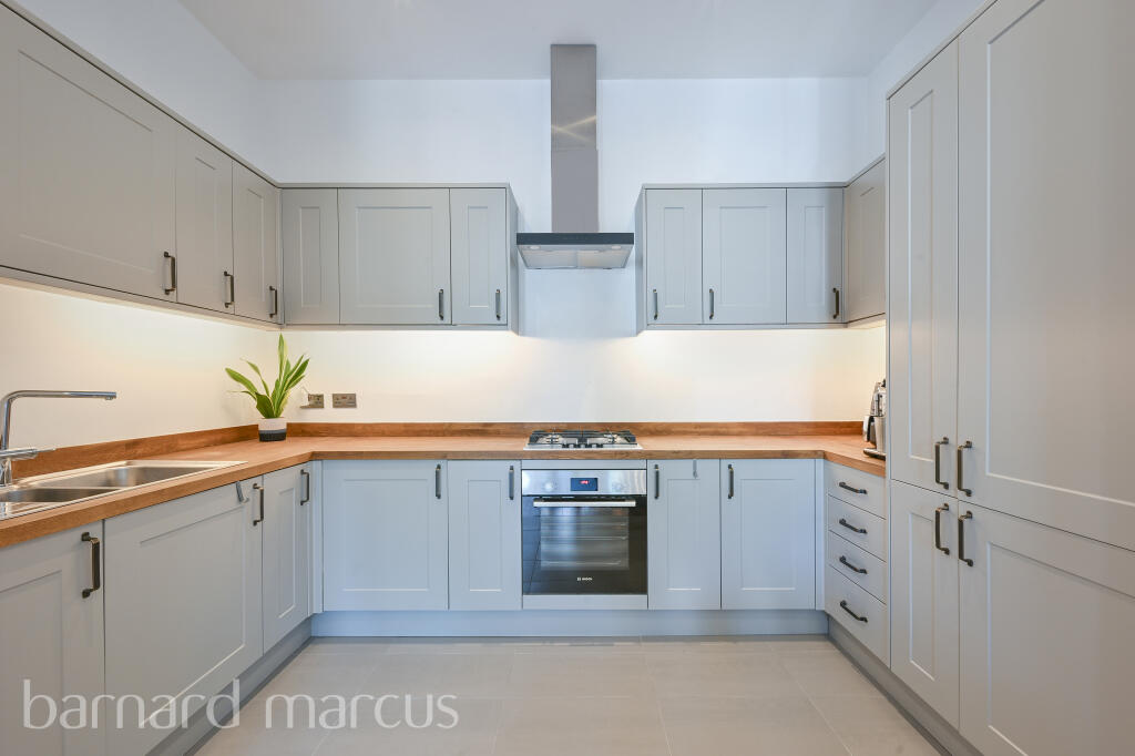 2 bed 1st Floor Flat for rent in Surbiton. From Barnard Marcus Lettings - Surbiton Lettings