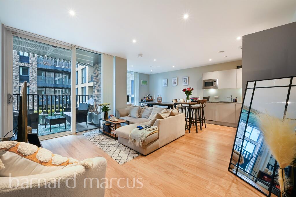 1 bed 1st Floor Flat for rent in London. From Barnard Marcus - Earlsfield
