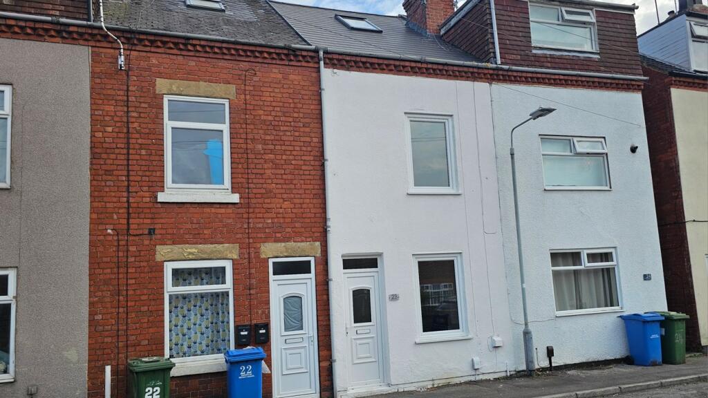 3 bed Mid Terraced House for rent in Worksop. From Bartrop & Dilks Property Services - Worksop 3 bed Mid Terraced House for rent in Worksop. From Bartrop & Dilks Property Services - Worksop