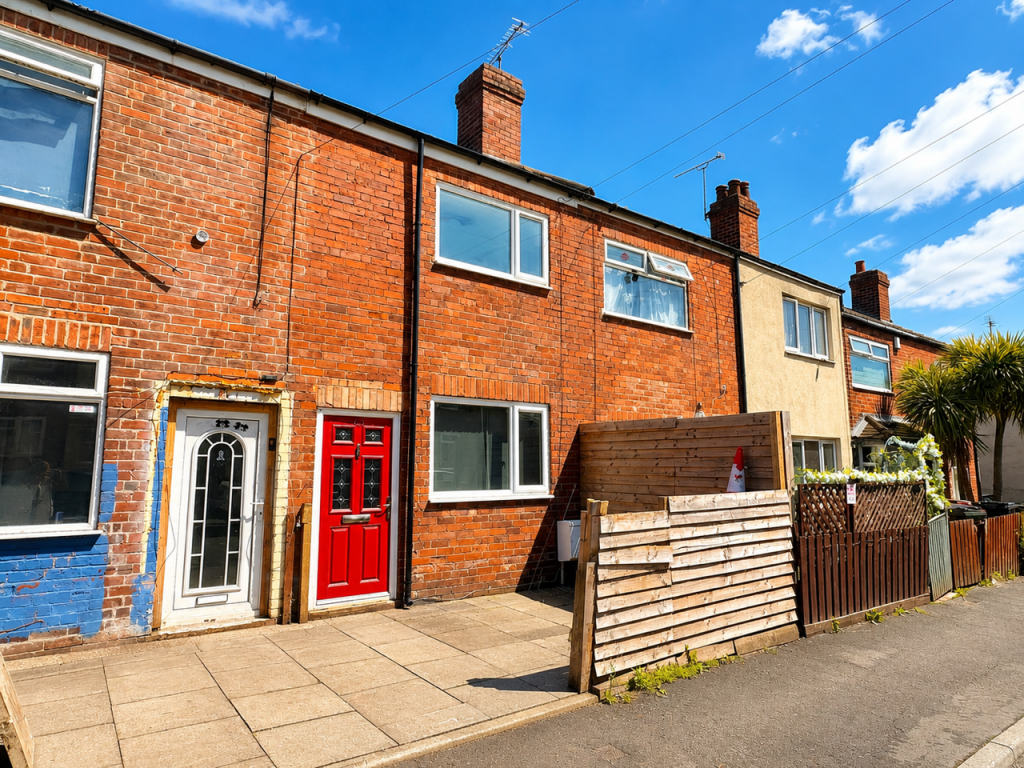 3 bed Mid Terraced House for rent in Worksop. From Bartrop & Dilks Property Services - Worksop