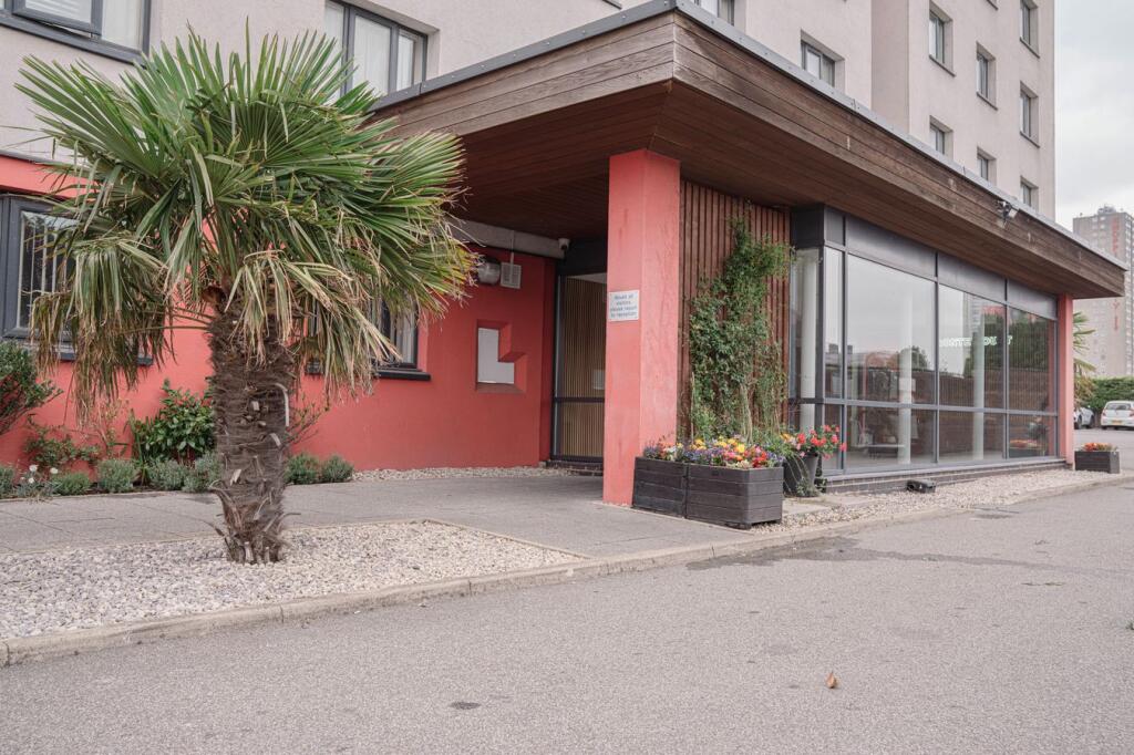1 bed Apartment for rent in Salford. From Bartrop & Dilks Property Services - Worksop 1 bed Apartment for rent in Salford. From Bartrop & Dilks Property Services - Worksop