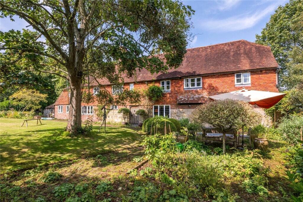 6 bed Detached for rent in Etchingham. From Batcheller Monkhouse - Battle