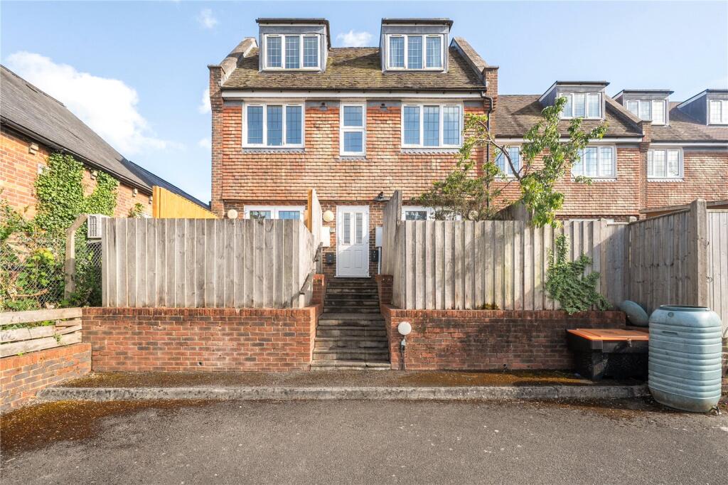 2 bed Apartment for rent in Hawkhurst. From Batcheller Monkhouse - Tunbridge Wells