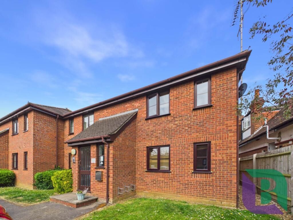 1 bed 1st Floor Flat for rent in Woburn Sands. From Beasley & Partners - Woburn Sands 1 bed 1st Floor Flat for rent in Woburn Sands. From Beasley & Partners - Woburn Sands