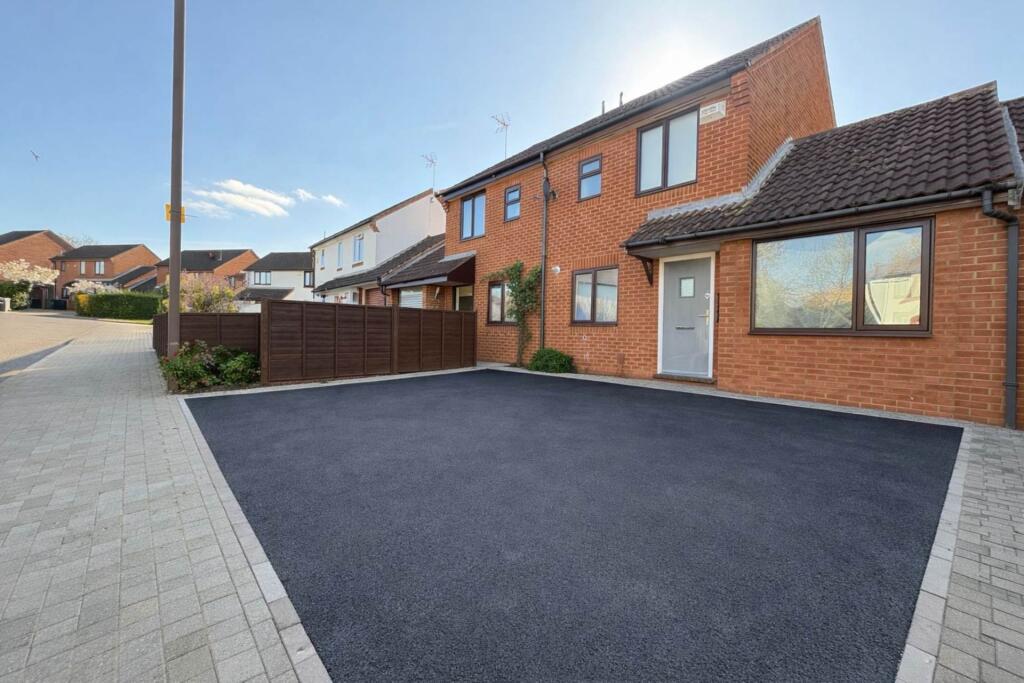 3 bed Semi Detached for rent in Bletchley. From Beasley & Partners - Woburn Sands