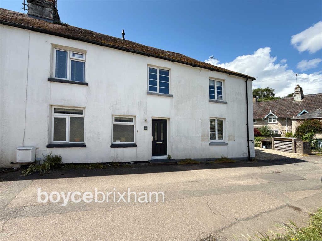 2 bed Cottage for rent in Hillhead. From Boyce Brixham - Brixham 2 bed Cottage for rent in Hillhead. From Boyce Brixham - Brixham