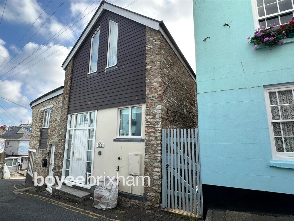 4 bed Semi Detached for rent in Brixham. From Boyce Brixham - Brixham 4 bed Semi Detached for rent in Brixham. From Boyce Brixham - Brixham