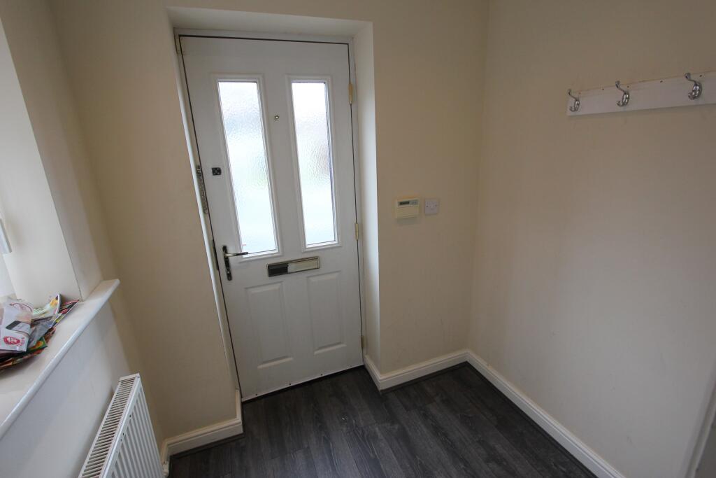 3 bed Semi Detached for rent in Stalybridge. From Belvoir - Ashton-under-Lyne