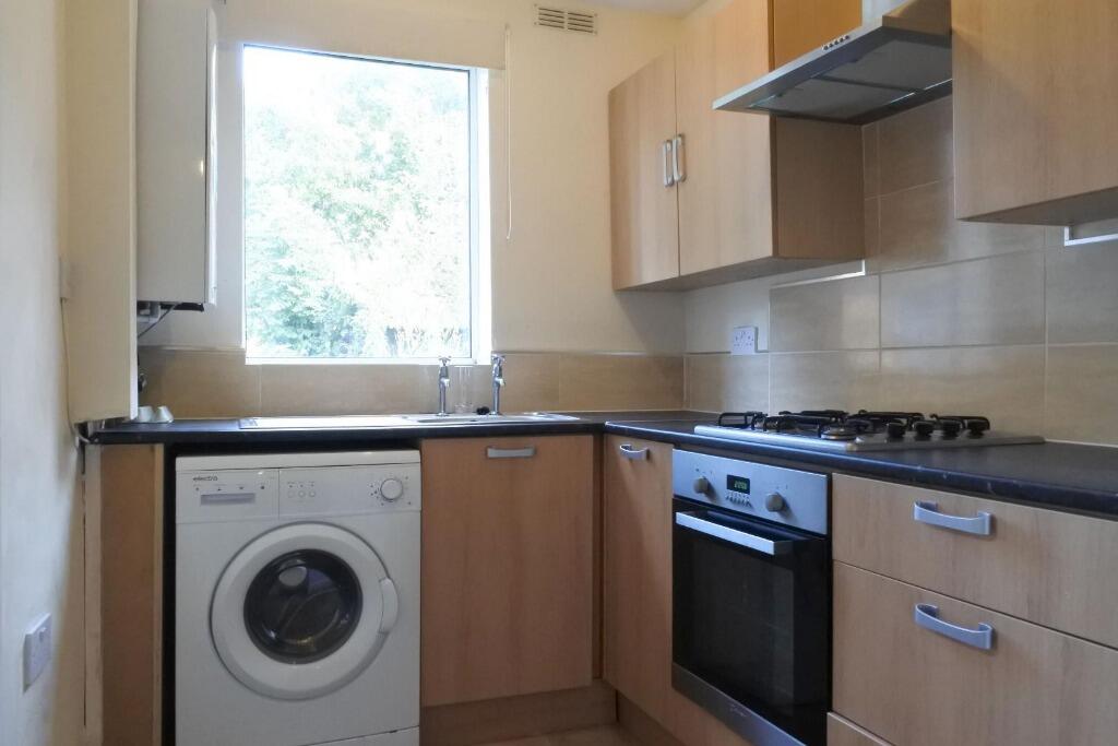 3 bed Mid Terraced House for rent in Sheffield. From Belvoir - Sheffield