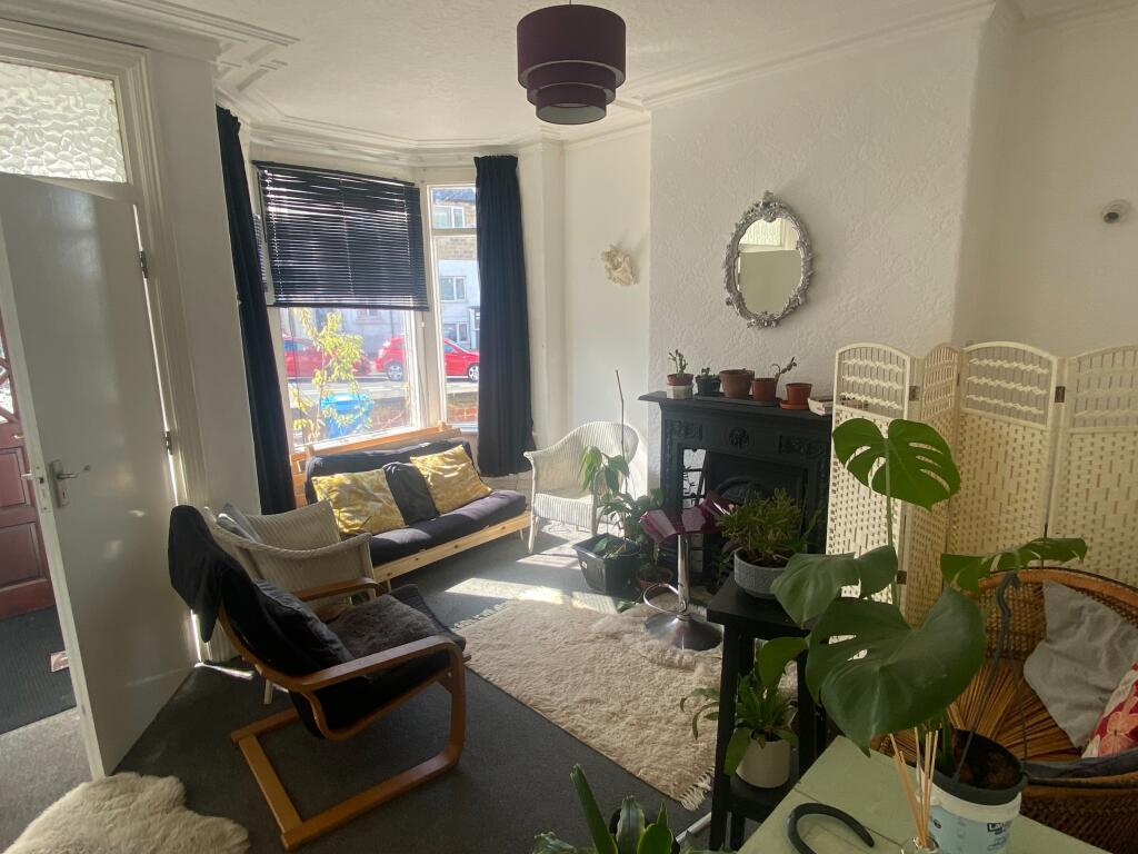 3 bed Mid Terraced House for rent in Sheffield. From Belvoir Sales - Sheffield