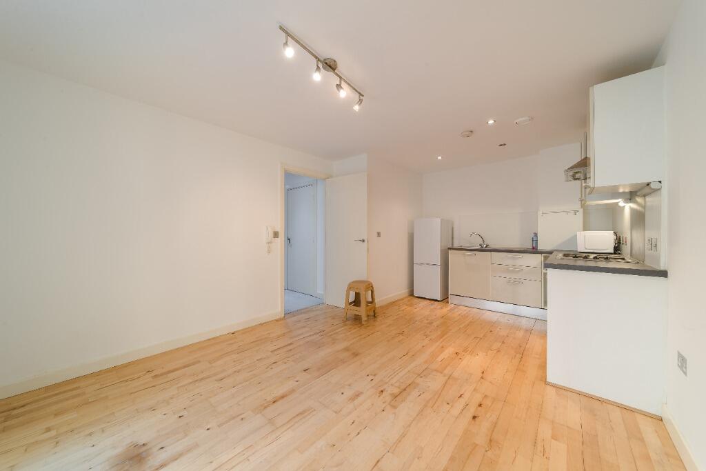 3 bed Apartment for rent in Sheffield. From Belvoir Sales - Sheffield
