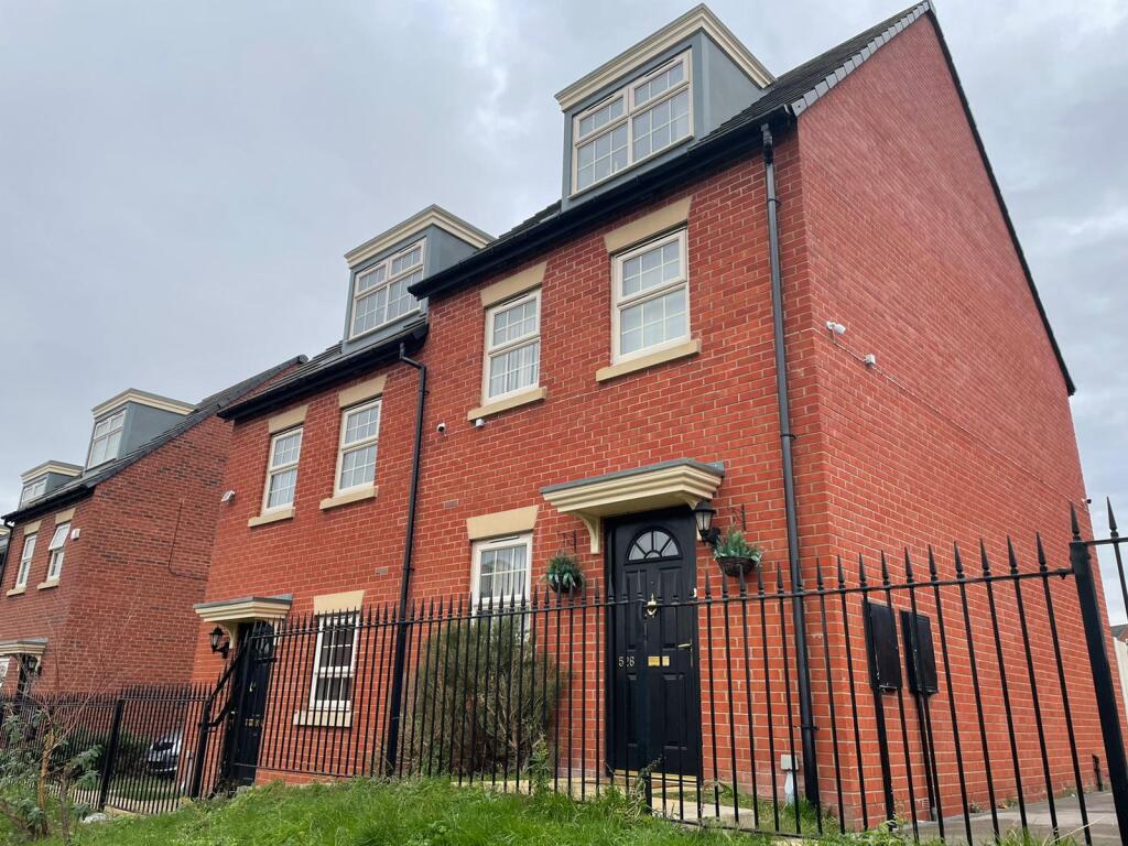 3 bed Town House for rent in Sheffield. From Belvoir Sales - Sheffield