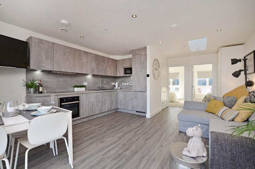 2 bed Apartment for rent in Long Line. From Belvoir Sales - Sheffield