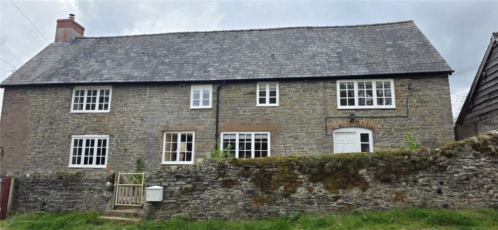 5 bed Detached for rent in Bucknell. From Balfours LLP - Shrewsbury 5 bed Detached for rent in Bucknell. From Balfours LLP - Shrewsbury