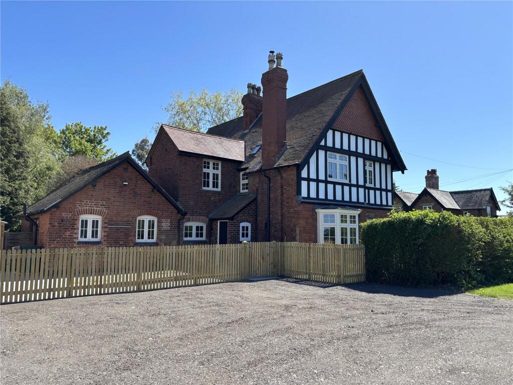 4 bed Semi Detached for rent in . From Balfours LLP - Shrewsbury 4 bed Semi Detached for rent in . From Balfours LLP - Shrewsbury