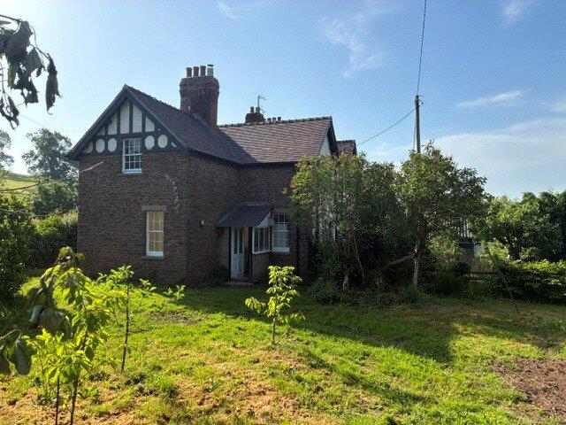 3 bed End of Terrace for rent in Luston. From Balfours LLP - Shrewsbury 3 bed End of Terrace for rent in Luston. From Balfours LLP - Shrewsbury