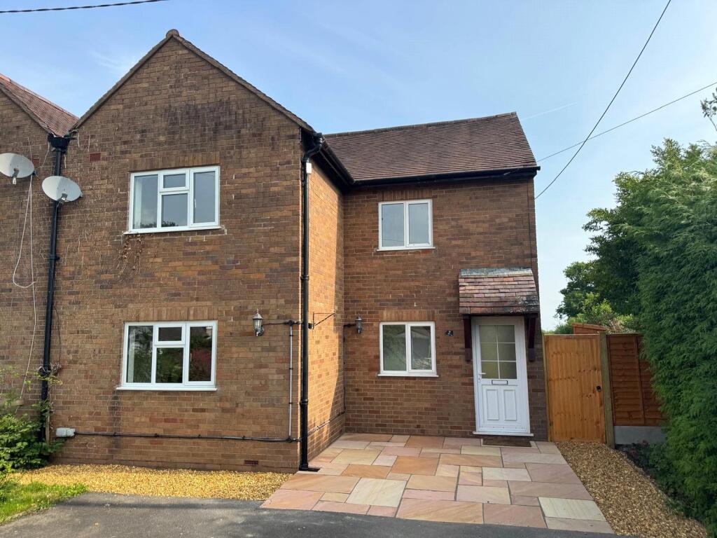 3 bed Semi Detached for rent in Longnor. From Balfours LLP - Shrewsbury 3 bed Semi Detached for rent in Longnor. From Balfours LLP - Shrewsbury
