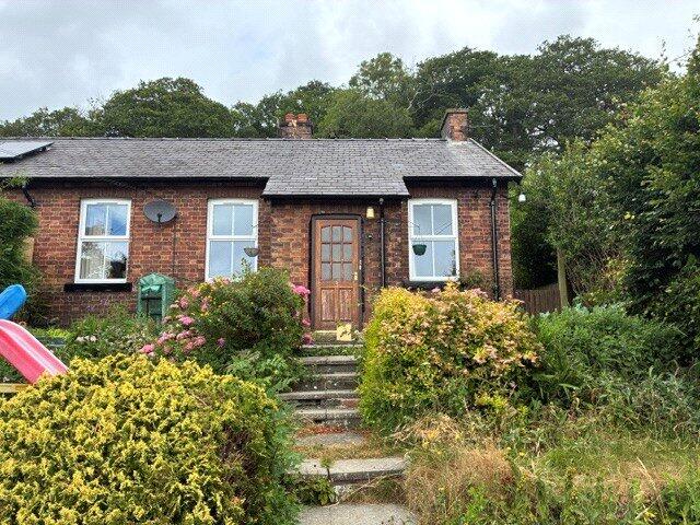 2 bed Bungalow for rent in Llangollen. From Balfours LLP - Shrewsbury 2 bed Bungalow for rent in Llangollen. From Balfours LLP - Shrewsbury
