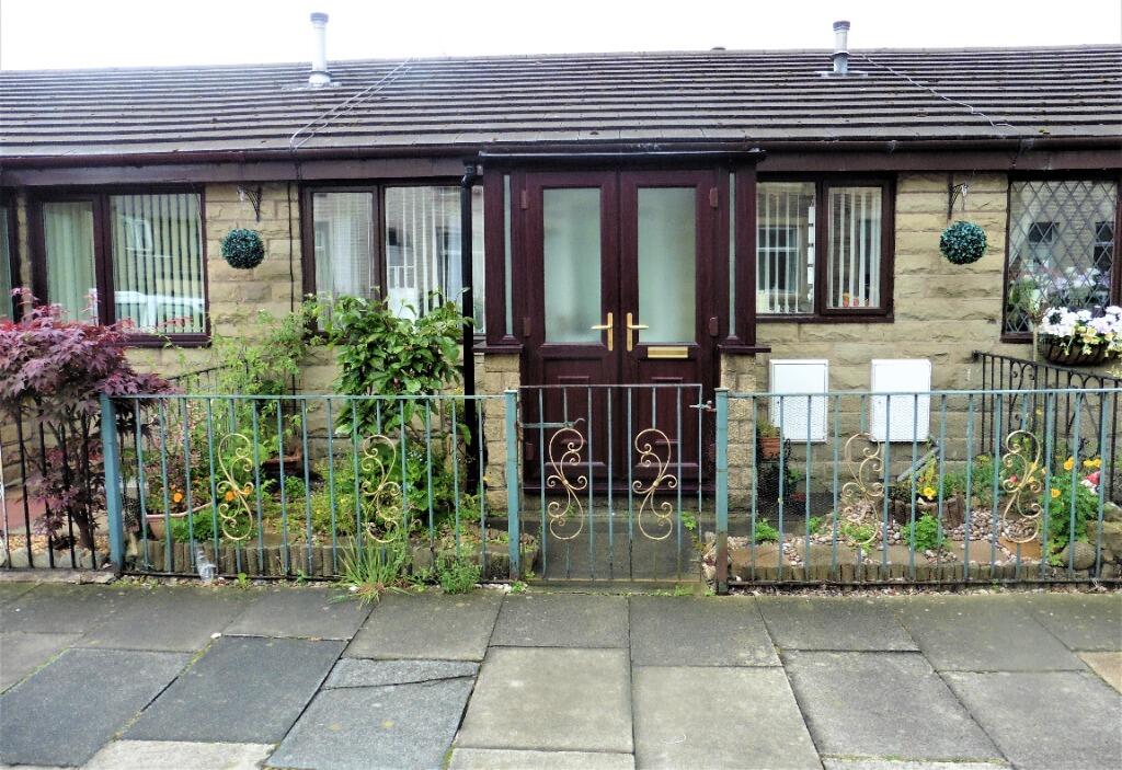 2 bed Bungalow for rent in Worsthorne. From Belvoir - Burnley