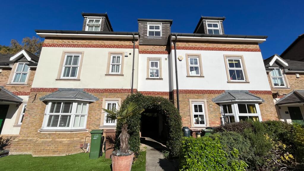 3 bed Town House for rent in Wallington. From Belvoir - Sutton