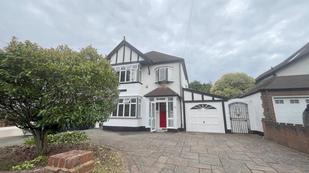 5 bed Detached for rent in Wallington. From Belvoir Sales - Sutton 5 bed Detached for rent in Wallington. From Belvoir Sales - Sutton