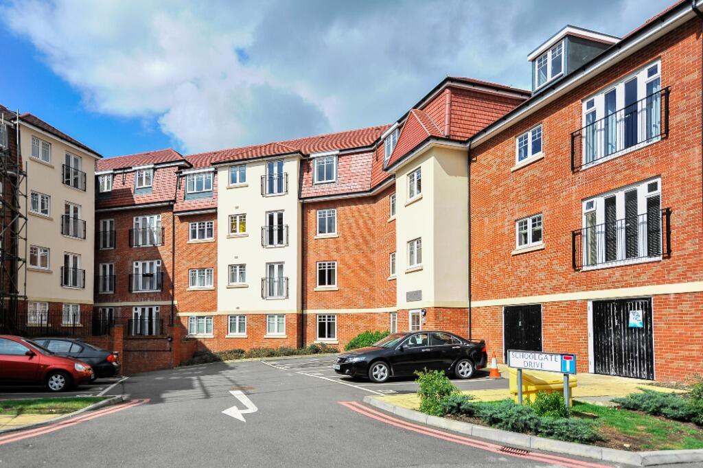 1 bed 1st Floor Flat for rent in Mitcham. From Belvoir Sales - Sutton