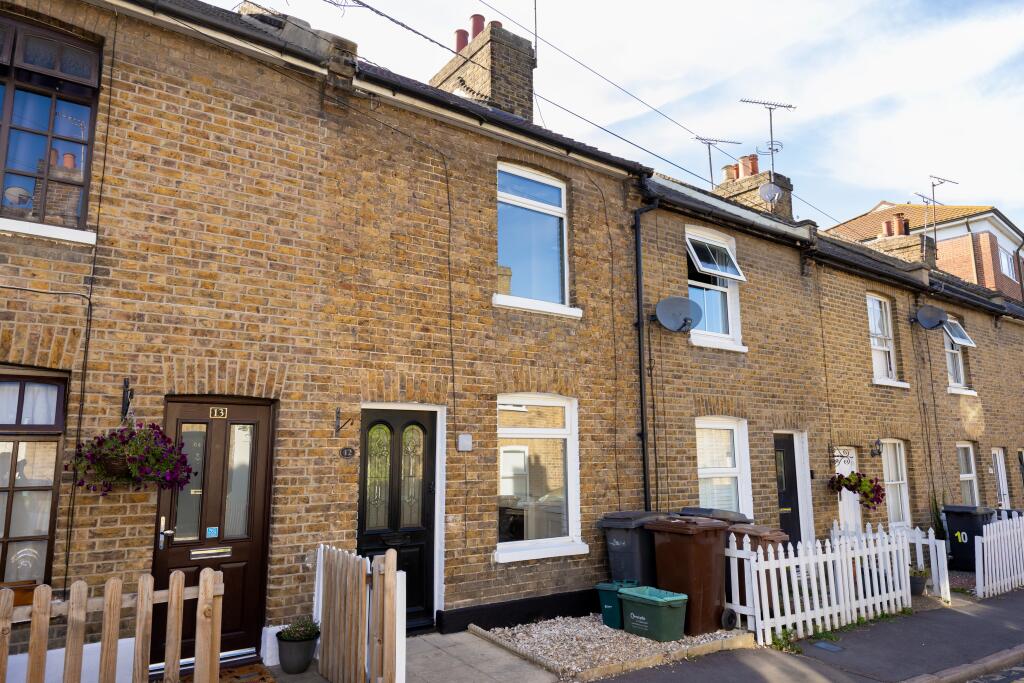 2 bed Mid Terraced House for rent in Sandon. From Belvoir - Chelmsford