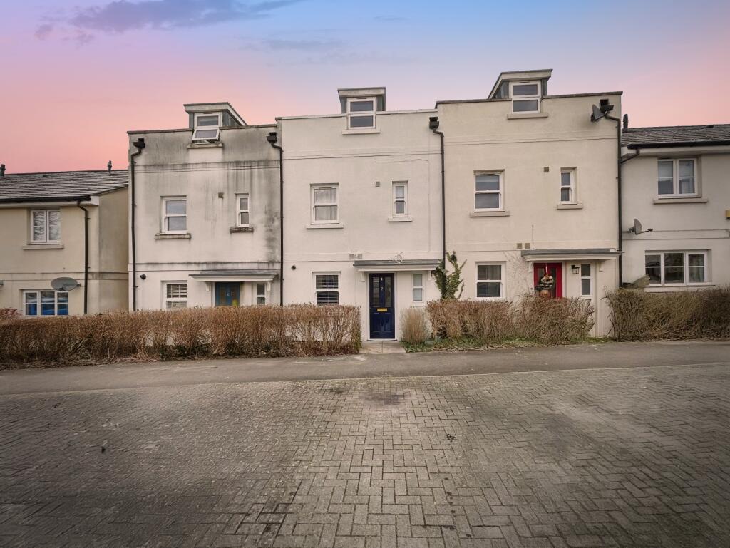 4 bed Town House for rent in Prestbury. From Belvoir - Cheltenham