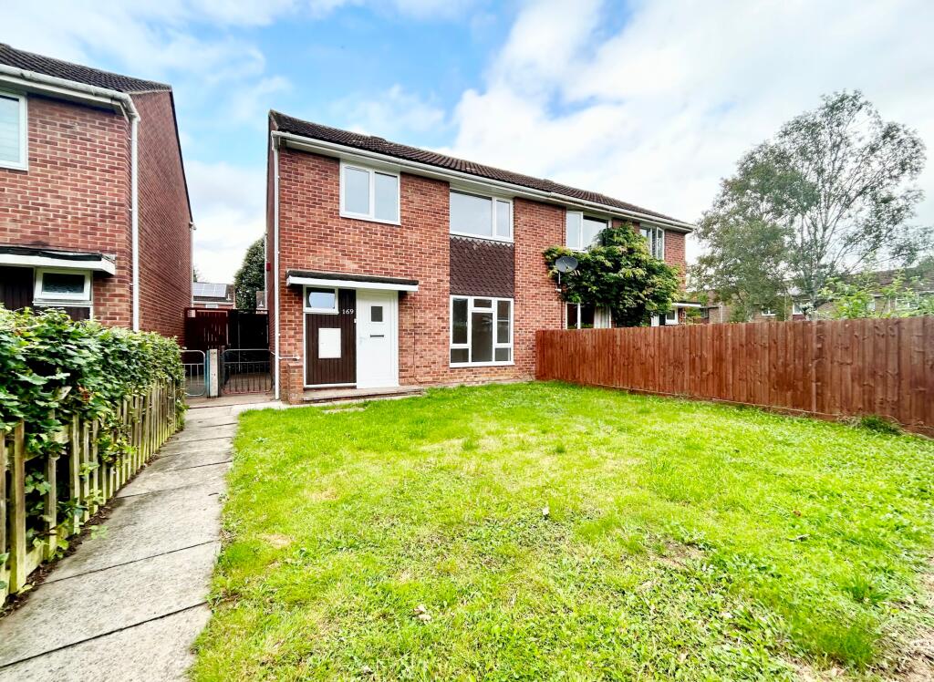 3 bed Semi Detached for rent in Swindon. From Belvoir - Cheltenham 3 bed Semi Detached for rent in Swindon. From Belvoir - Cheltenham