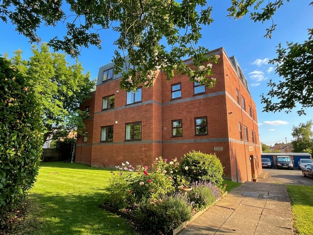 2 bed 1st Floor Flat for rent in Cheltenham. From Belvoir - Cheltenham 2 bed 1st Floor Flat for rent in Cheltenham. From Belvoir - Cheltenham