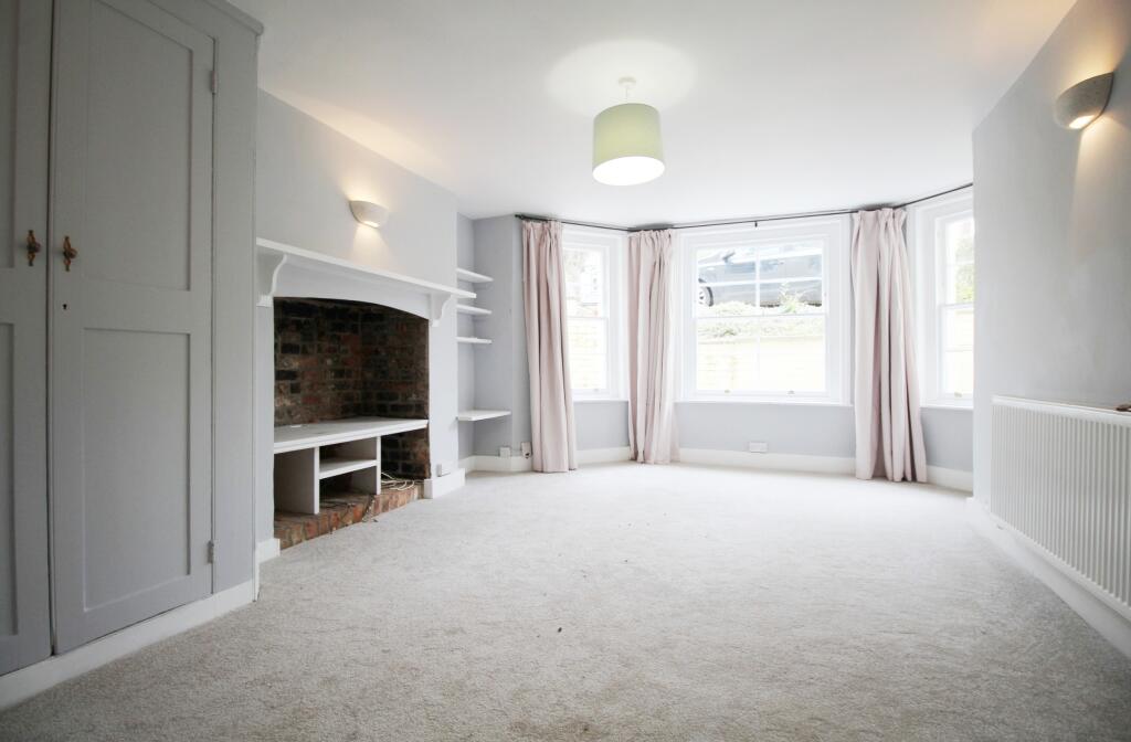 1 bed 1st Floor Flat for rent in Cheltenham. From Belvoir - Cheltenham