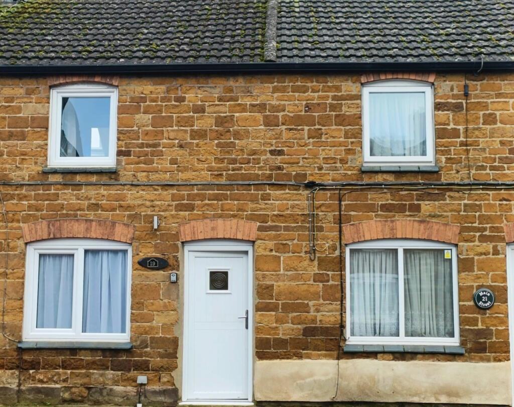 2 bed Cottage for rent in Caldecott. From Belvoir - Corby 2 bed Cottage for rent in Caldecott. From Belvoir - Corby