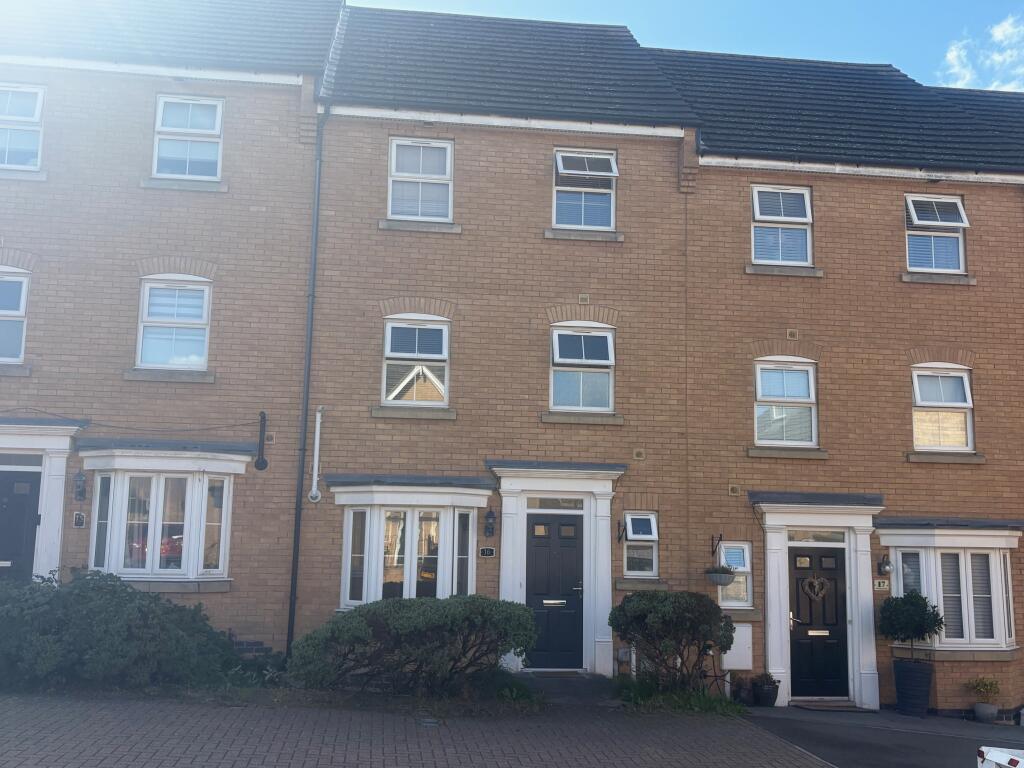 4 bed Mid Terraced House for rent in Corby. From Belvoir - Corby 4 bed Mid Terraced House for rent in Corby. From Belvoir - Corby