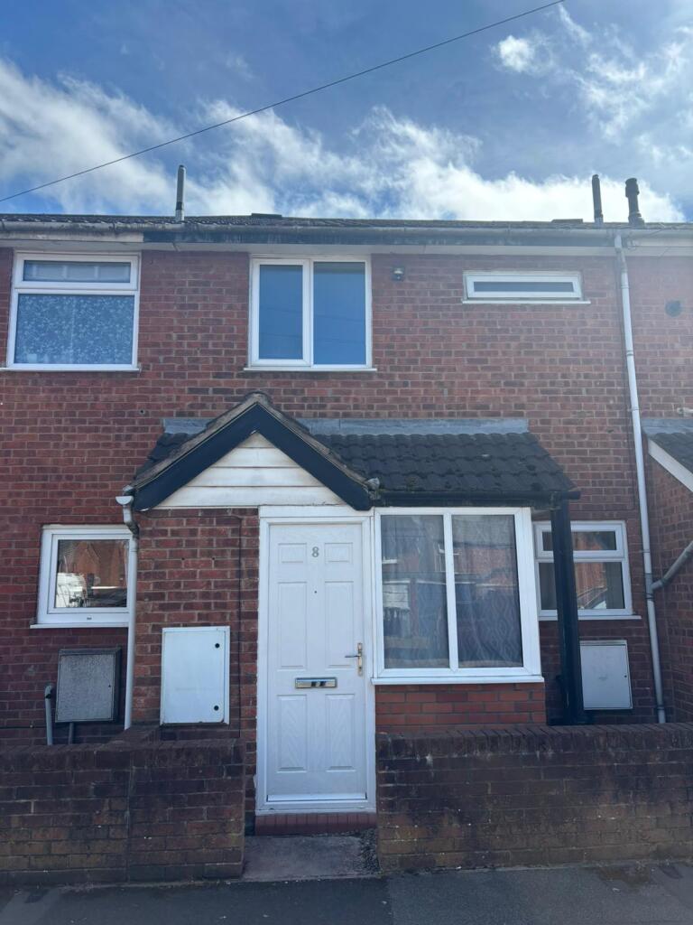2 bed Mid Terraced House for rent in Coppenhall Moss. From Belvoir - Crewe