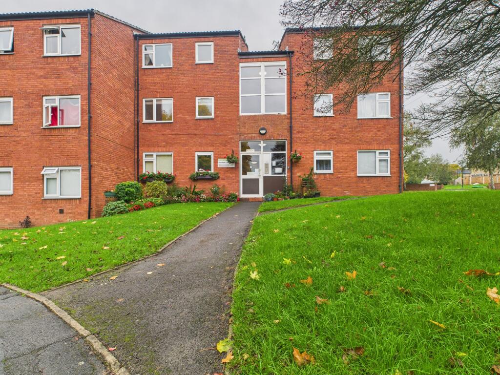 2 bed 1st Floor Flat for rent in Harrogate. From Belvoir - Harrogate